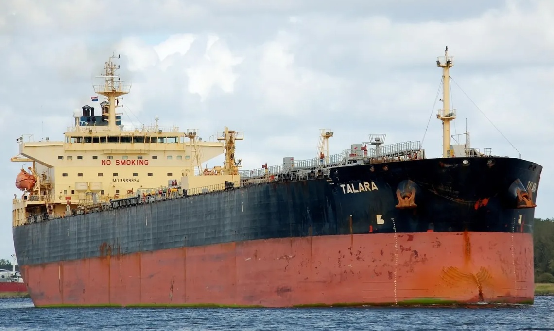 Iran lets go of seized product tanker