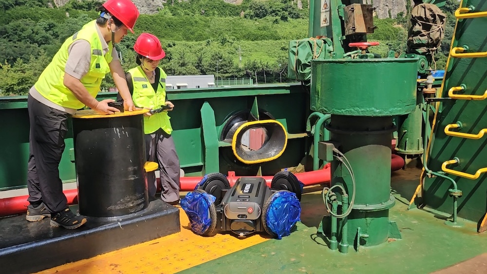 Hyundai robot passes world-first shipboard driving test